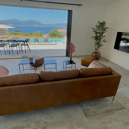 Vila Les Du Domaine Napoleon Corsica Vue Et Piscine