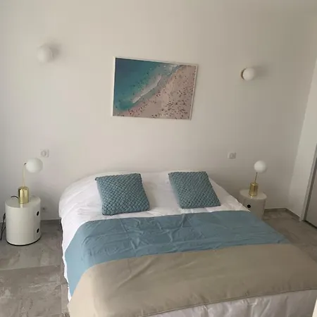 Les Du Domaine Napoleon Corsica Vue Et Piscine