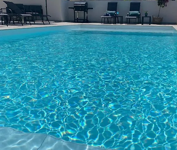Les Du Domaine Napoleon Corsica Vue Et Piscine *