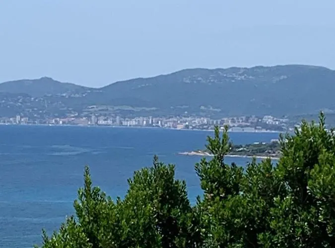 Villa Les Du Domaine Napoleon Corsica Vue Et Piscine *