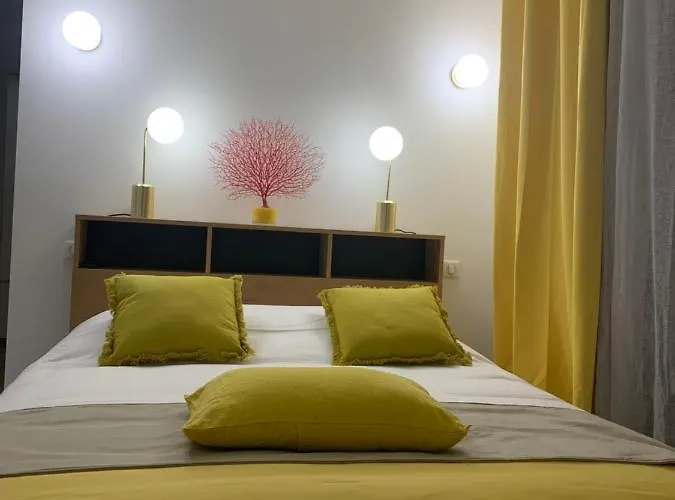 Villa Les Du Domaine Napoleon Corsica Vue Et Piscine Pietrosella